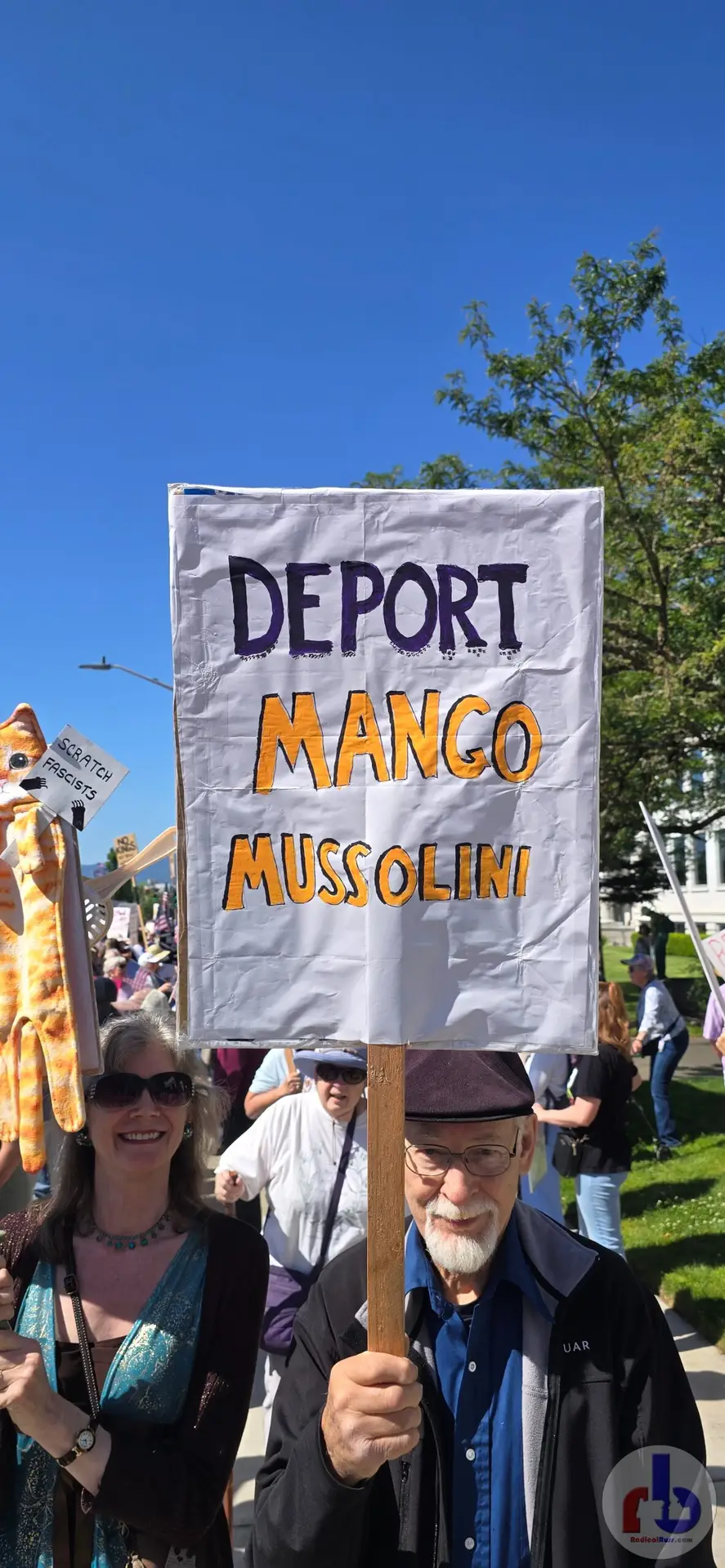 Deport Mango Mussolini