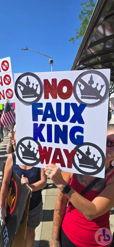 No Faux King Way