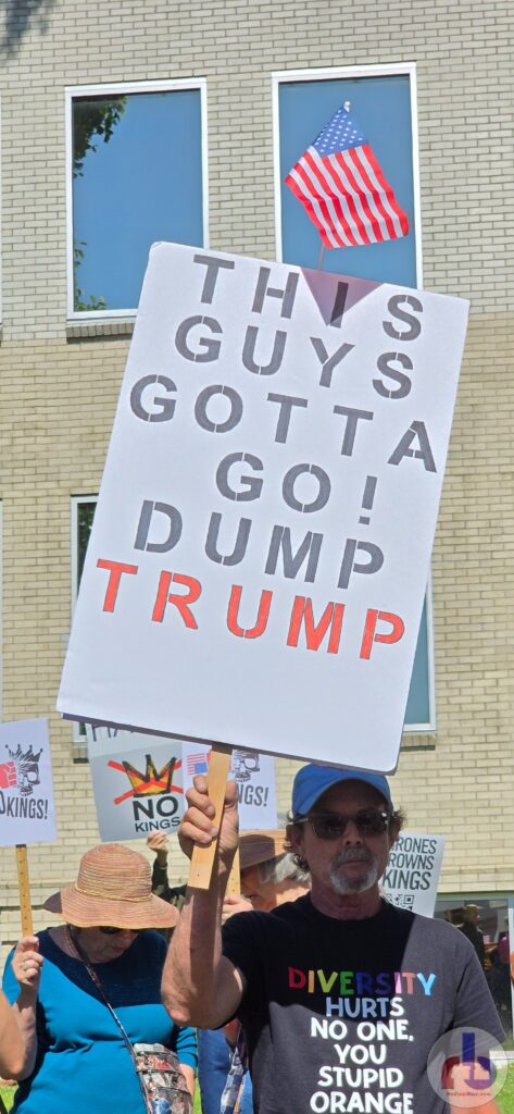 This Guy's Gotta Go! Dump Trump
