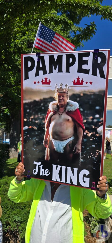 Pamper the King (Trump in a crown and diapers in a landfill)