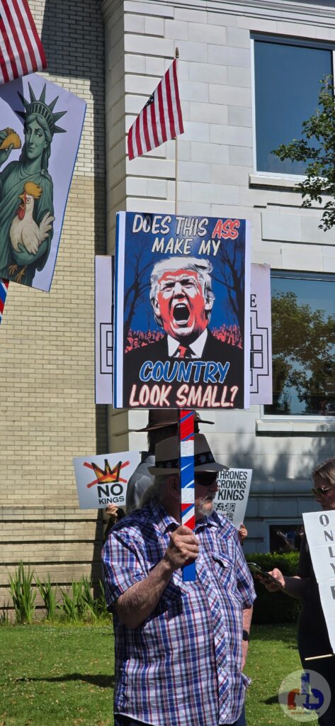 Does this ass make my country look small? (Trump shouting)
